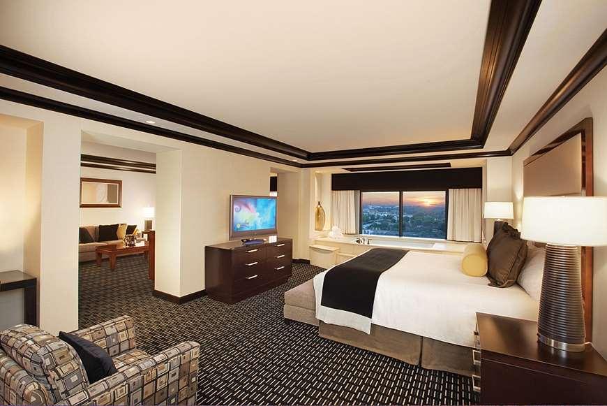Ameristar Casino Resort Spa St. Charles Saint Charles Room photo